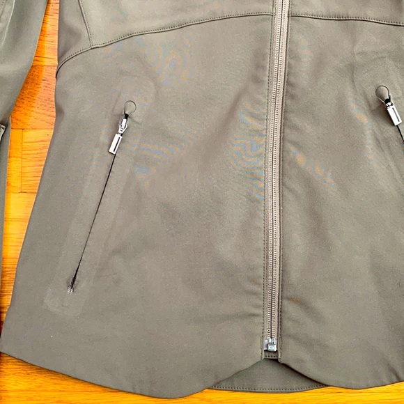 Nau women’s zip jacket XS - Picture 3 of 7